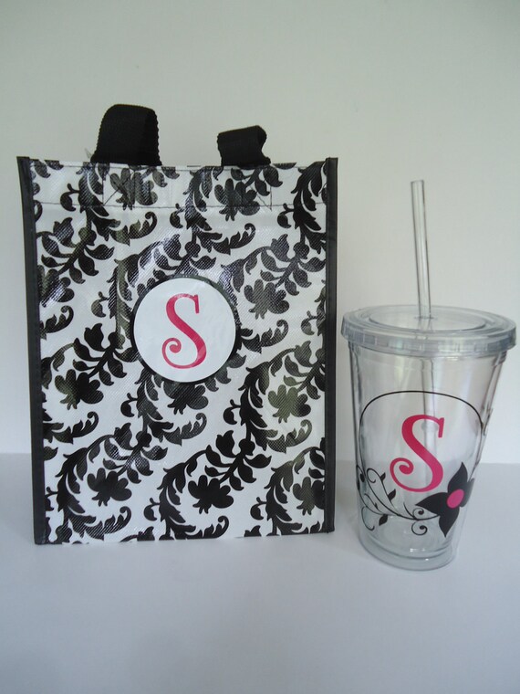 Personalized reusable lunch bag / gift bag and by DottedDesigns