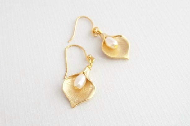 Calla Lily Earrings Gold White Pearl Calla Lily Jewelry