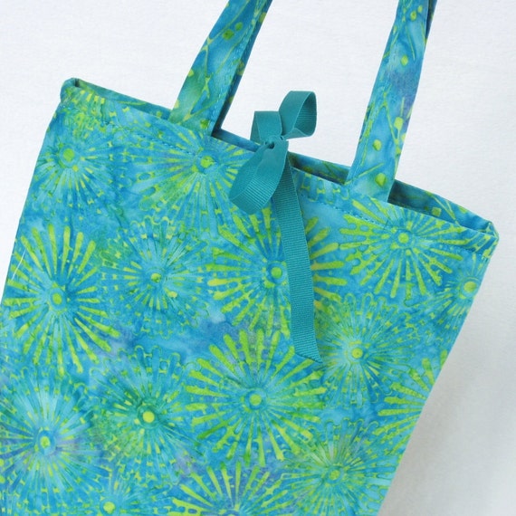 Fabric Gift Bag with Handles Medium - Turquoise Medallion Batik