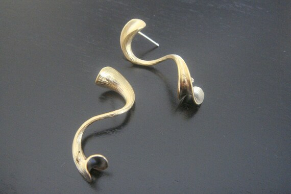 Wholesale Gold Spiral Ribbon Earwire Sterling Crystal Earring