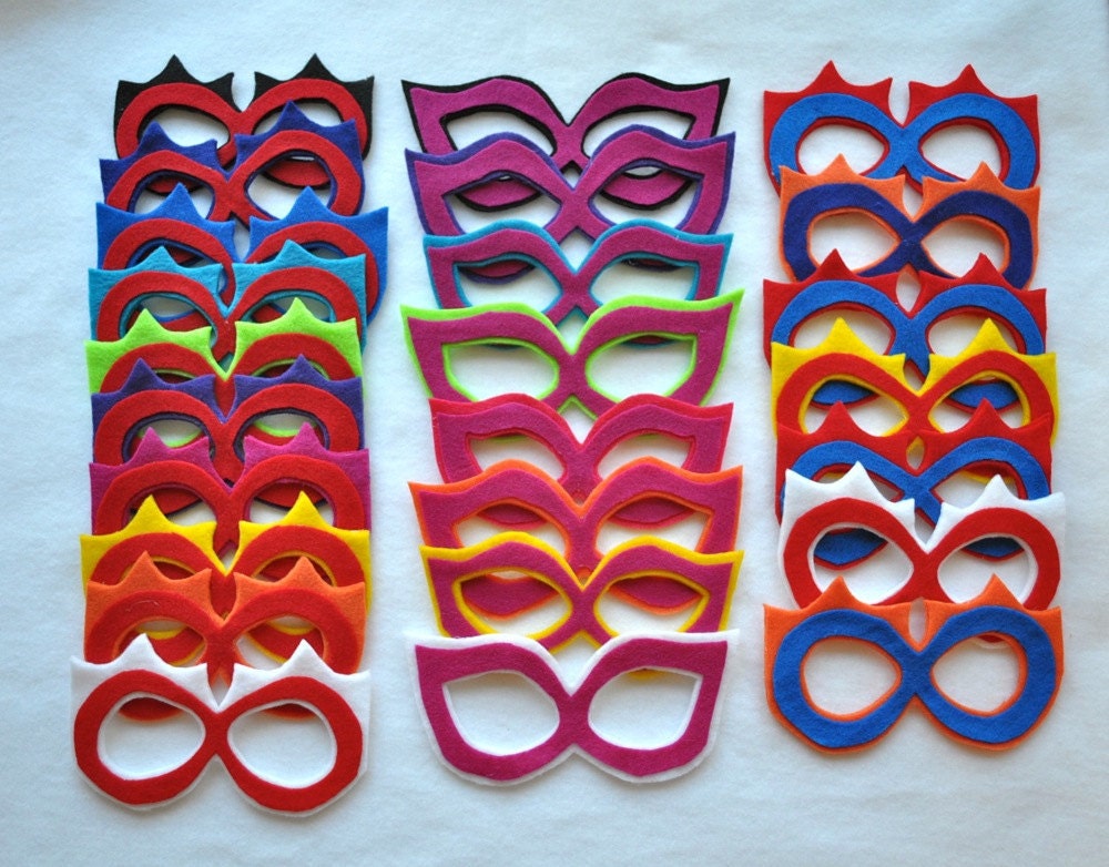 Set of 12 Superhero eye mask party pack