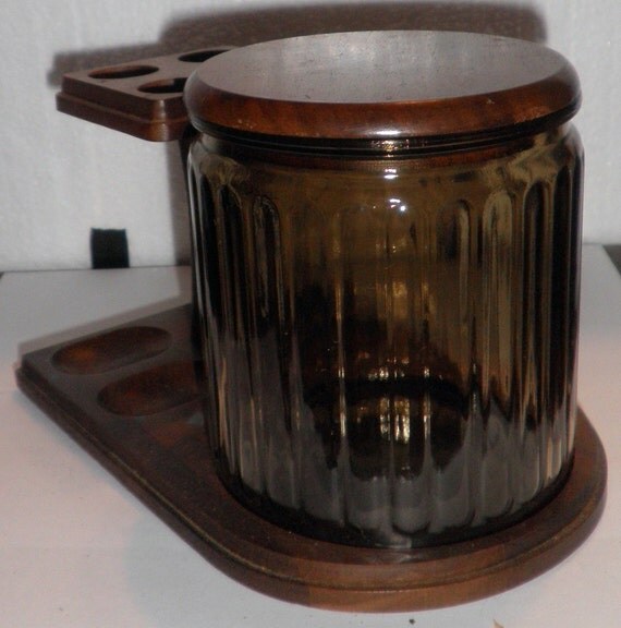 Pipe Rack with Tobacco Jar / Humidor Decatur Industries