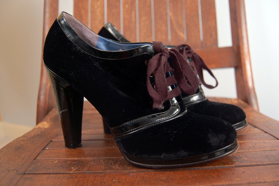 black velvet oxfords