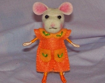 Needle Felted Mouse Dressed in Orange - FREE SHIPPING to US and Canada