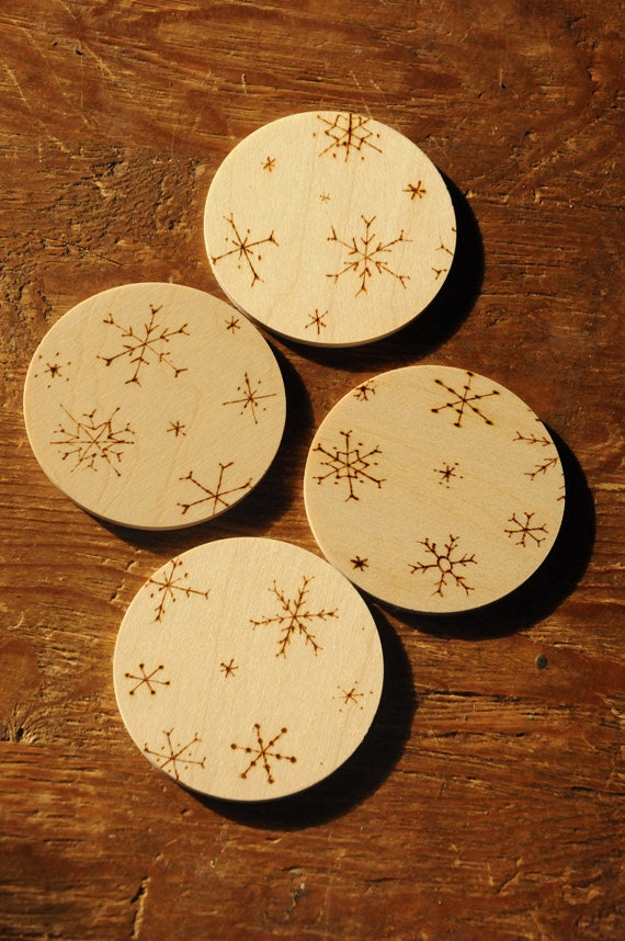 of gifts unique wood coasters, Christmas rustic coasters, Christmas wooden snowflakes,