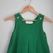 70s Vintage KELLY GREEN Girls Jumper Dress.....size 6 girls....kids. children. toddler. green dress. 70s retro kids. pleated.