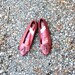 80s Vintage BURGUNDY Sweet Briar Flats....size 6 1/2......darling. maroon. burgundy. flats. shoes. women. leather. mod