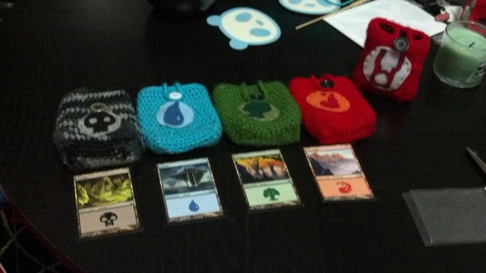 MTG Deck Box Crochet made to order any design