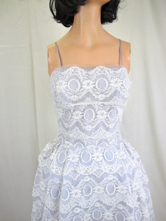 1950s Pale Lavender & Lace Party Dress Nipped Waist Pleated