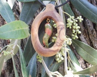 Olive Wood necklace with serpentine shaped ukanite gemstone, hand made in Greece