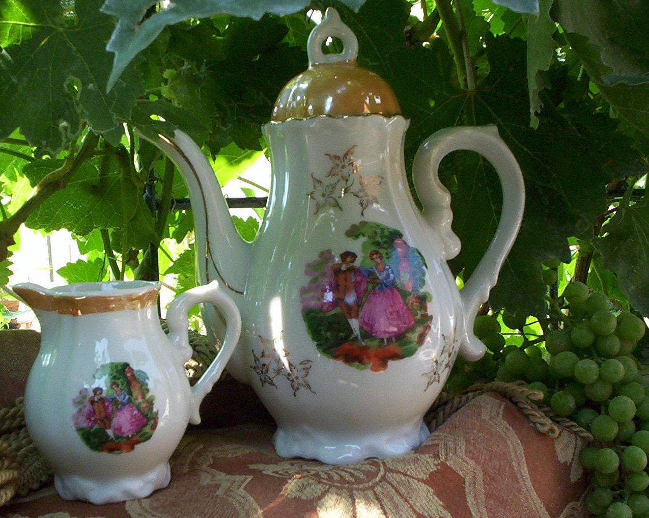 Vintage Teapot and Creamer. Musical Sankyo Teapot and