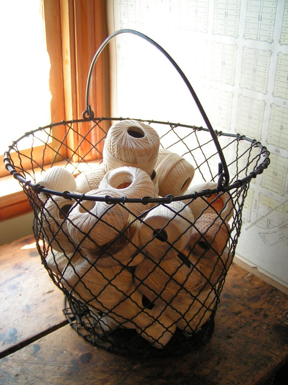 Vintage Wire Clam Basket by CopperAndTin on Etsy