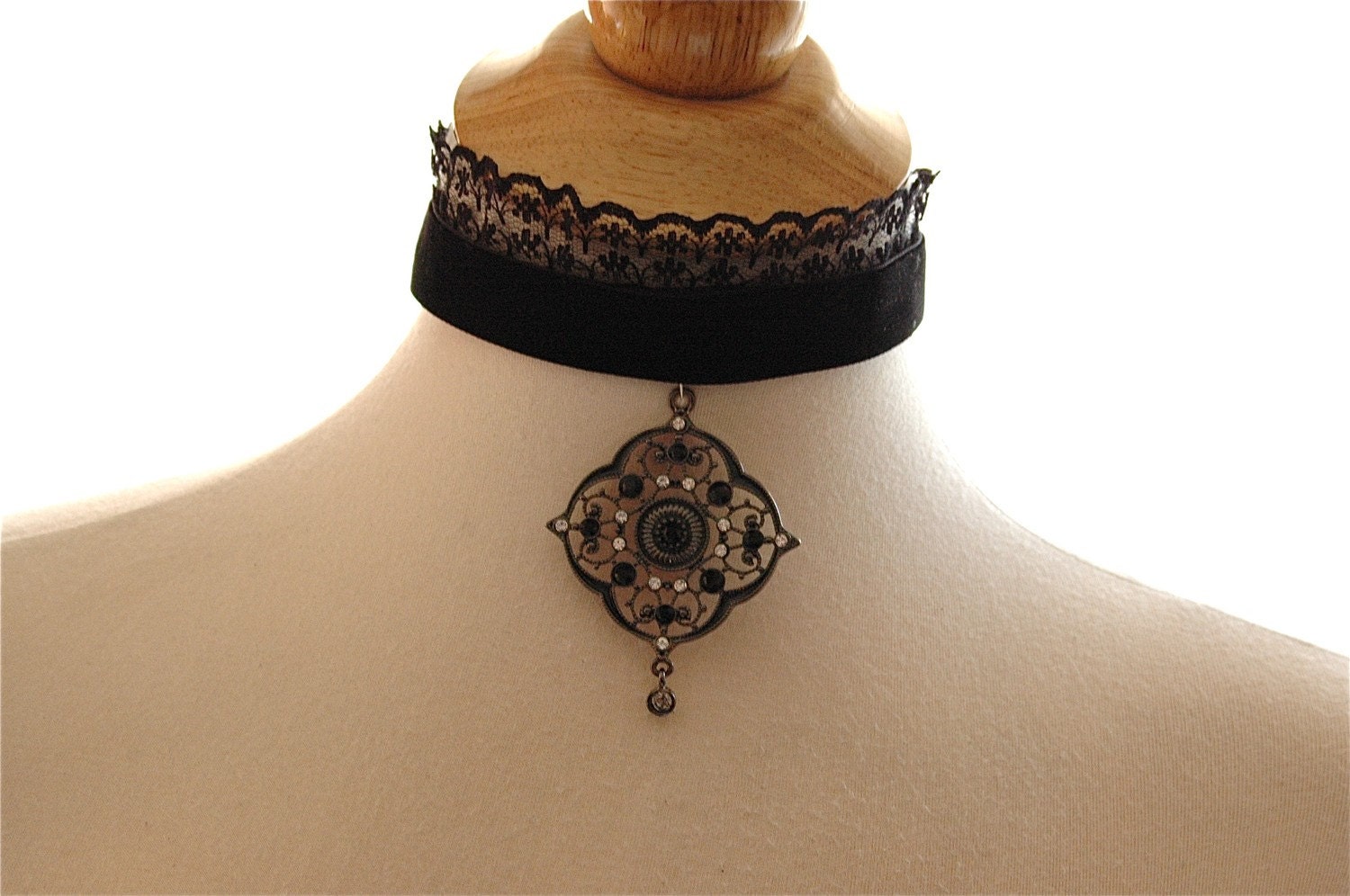Victorian Choker Gothic Black Lace Necklace Swarovsky