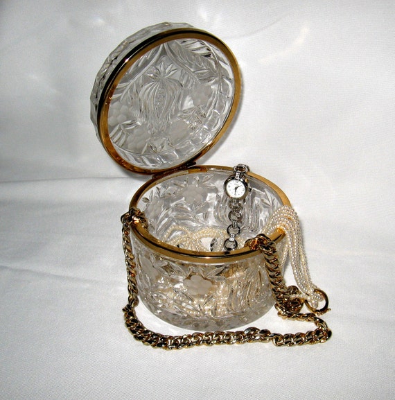 Vintage Glass Jewelry 4