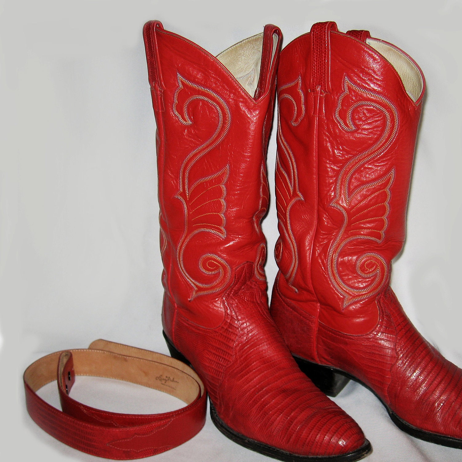 Larry Mahan Mens Red COWBOY BOOTS and Belt by jeaniesclassicpantry