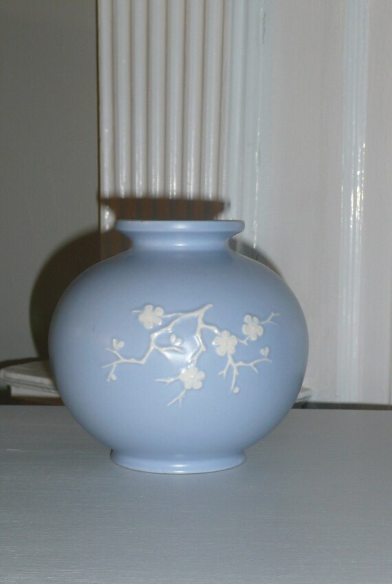 Periwinkle Spode Vase Copeland England Vintage