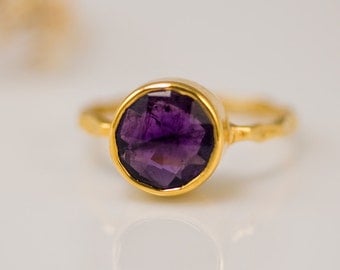Purple Amethyst Ring Gold - February Birthstone Ring - Gemstone Ring - Stacking Ring - Gold Ring - Round Ring