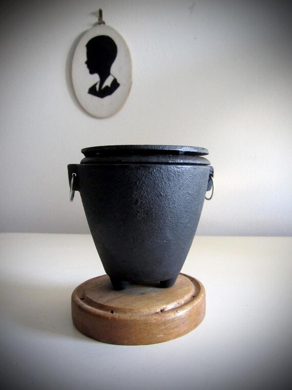 Vintage Mini Hibachi Grill Cast Iron Japan Satay Tiki