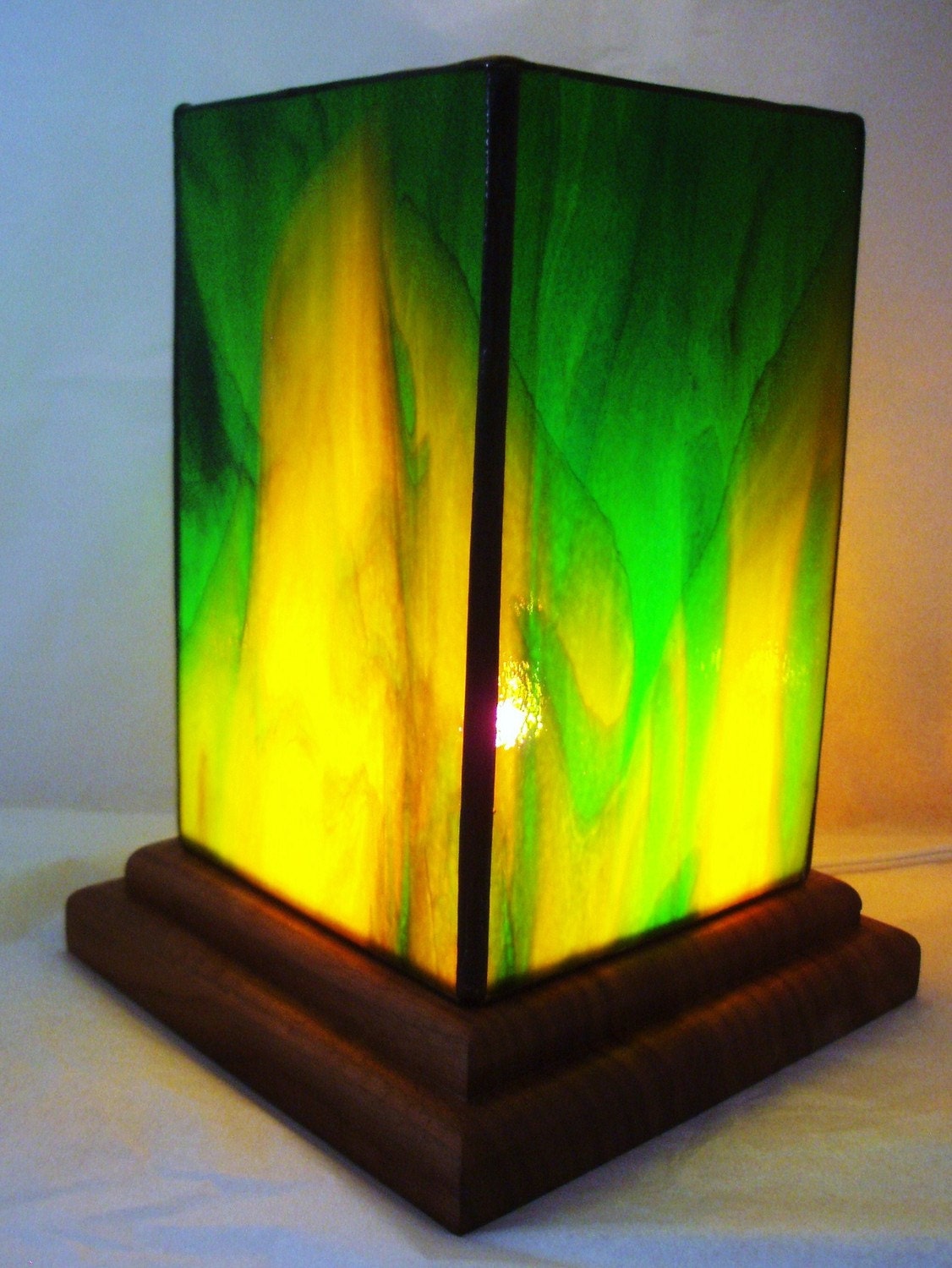 Green and yellow stained glass table lantern