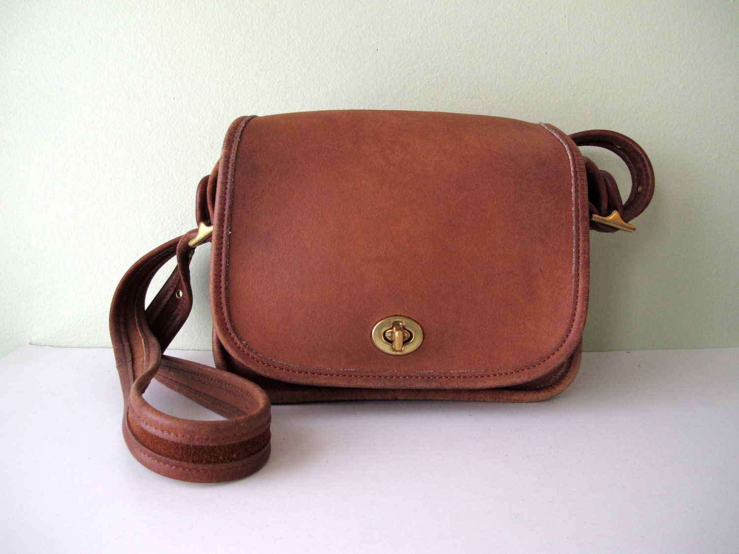 Vintage COACH Saddle Cross Body Bag in by magnoliavintageco