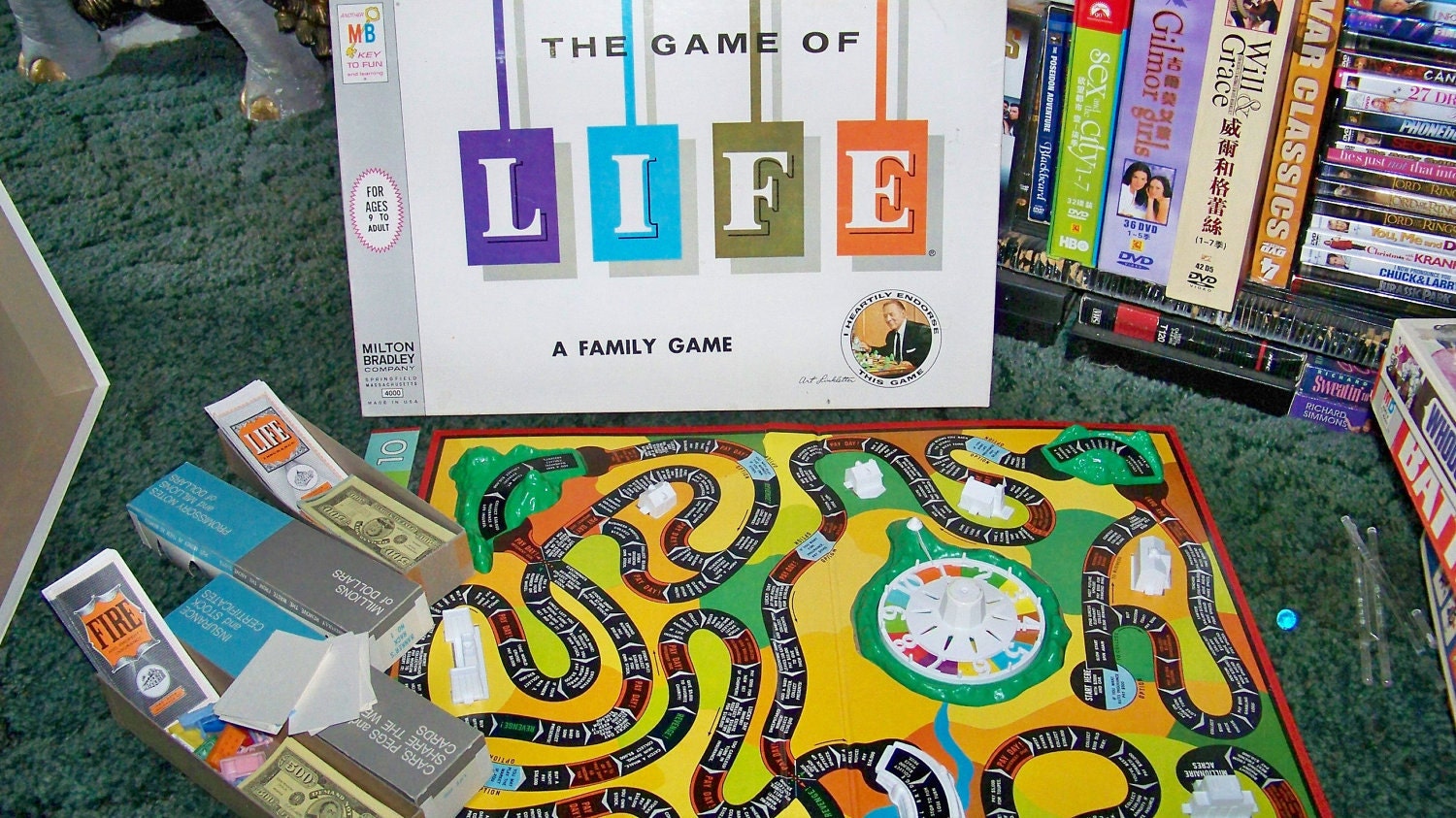 vintage-1960-milton-bradley-life-board-game-unique-find