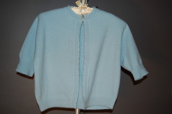 EUC Vintage 50s-60s cropped shrug sweater baby blue by PreSouled