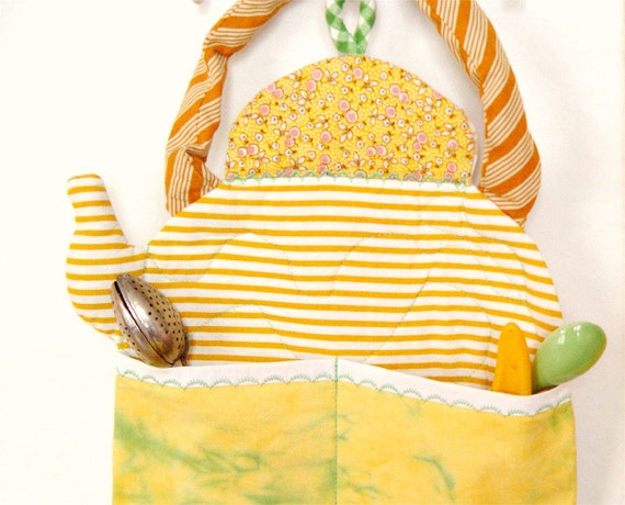 YELLOW QUILTED Kettle Kitchen Decor Wall Pockets Dry Goods