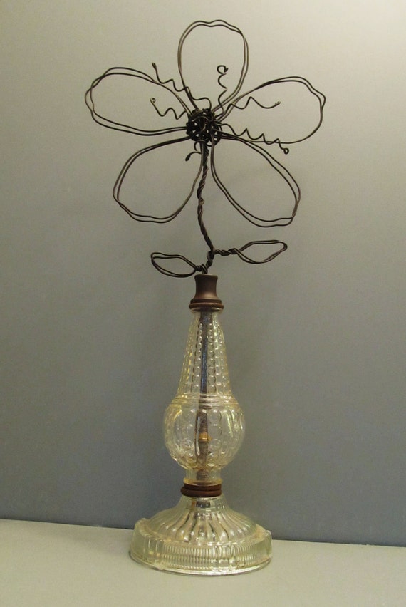 Wire Flower Photo/Note/Card Holder on Vintage Glass Lamp Base