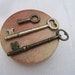 3 Skeleton KEYS heart Rusty silver Wedding