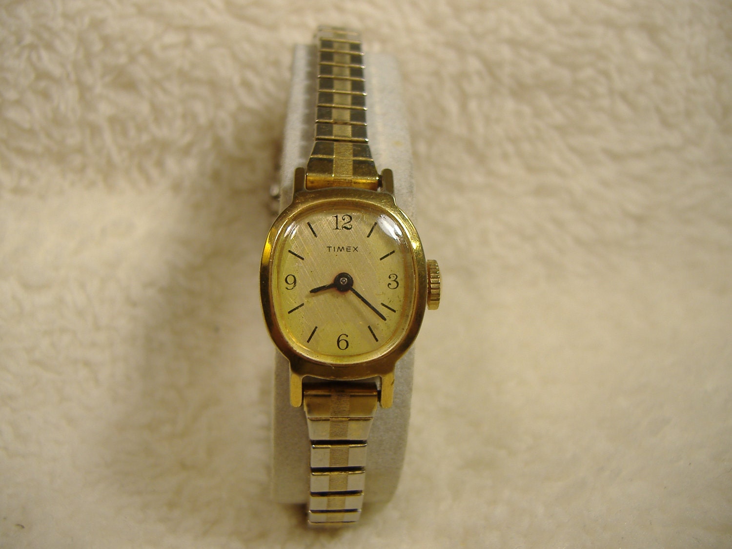 Vintage 1960s Timex Manual Wind Watch. by vintagestuffgalore