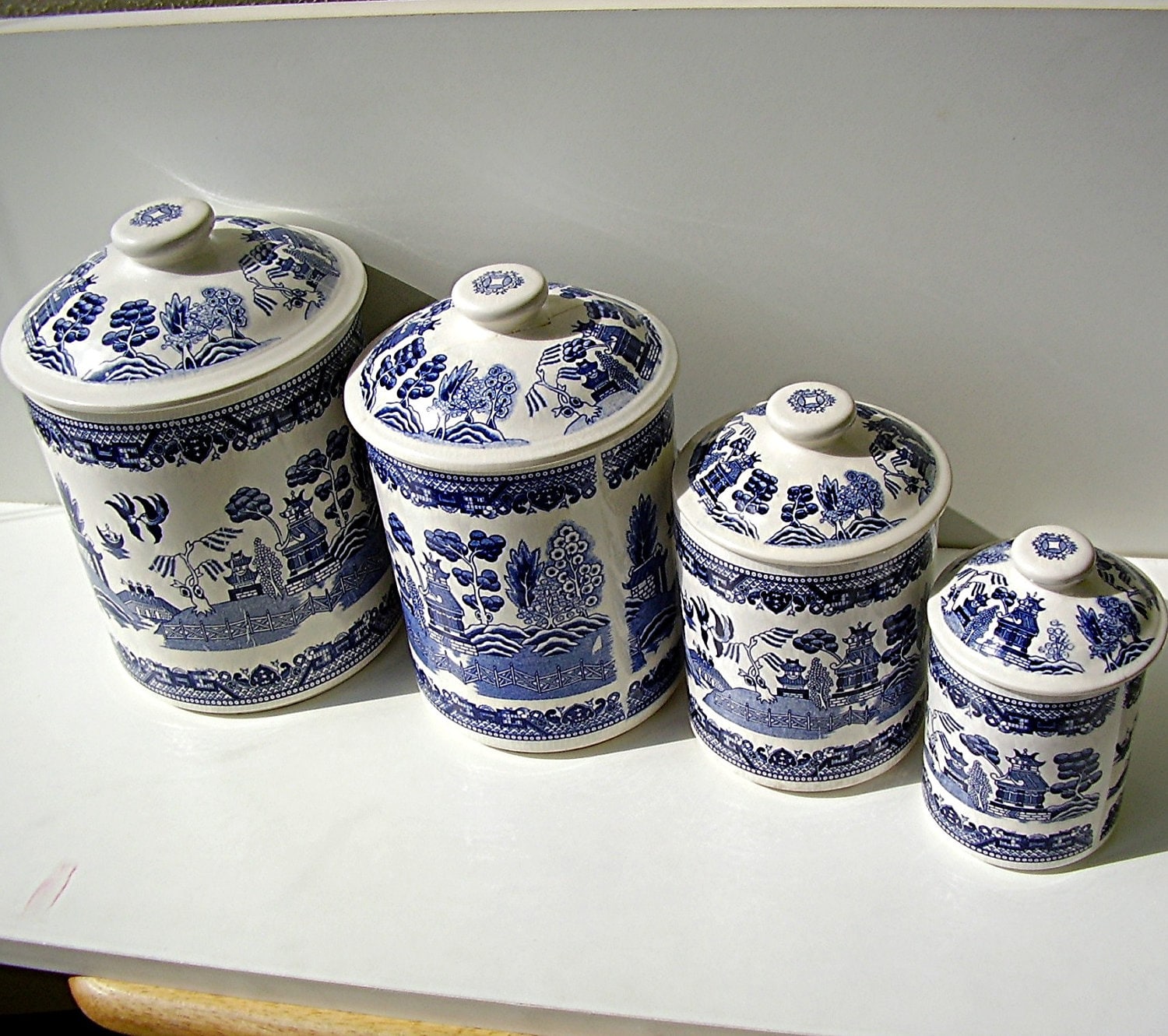 vintage blue willow china canister set blue and white vintage blue willow china canister set blue and white