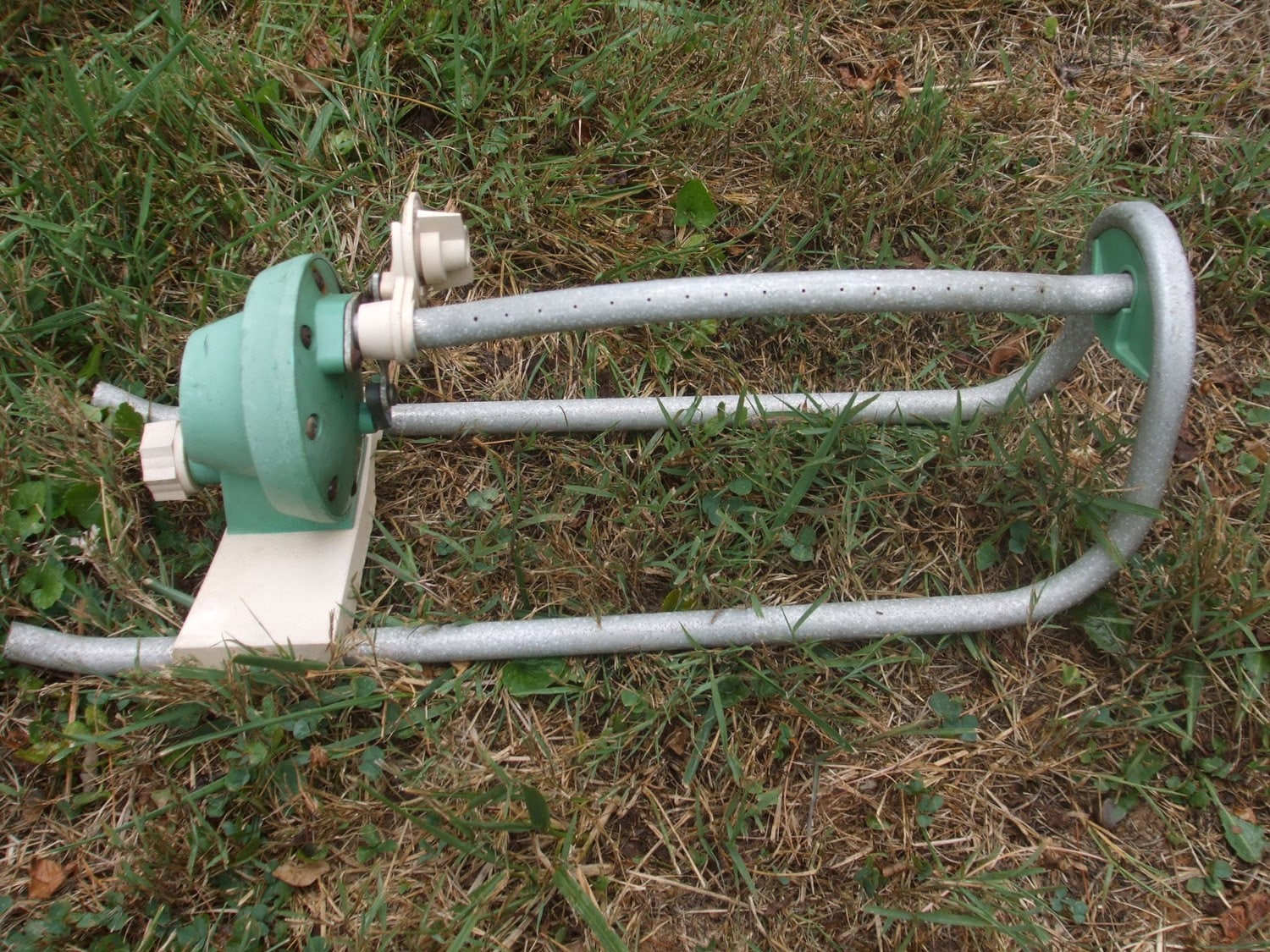 Aqua Queen Vintage Lawn Sprinkler