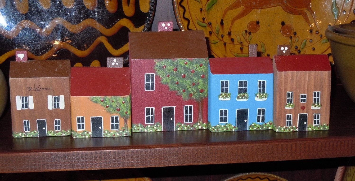 20% OFF Hand Painted Primitive Folk Art Wooden Houses