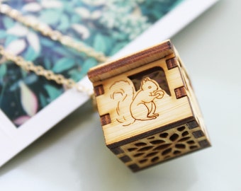 Woodland Animals Locket - Squirrel, Deer, Rabbit, Bear Open/close Wooden Locket