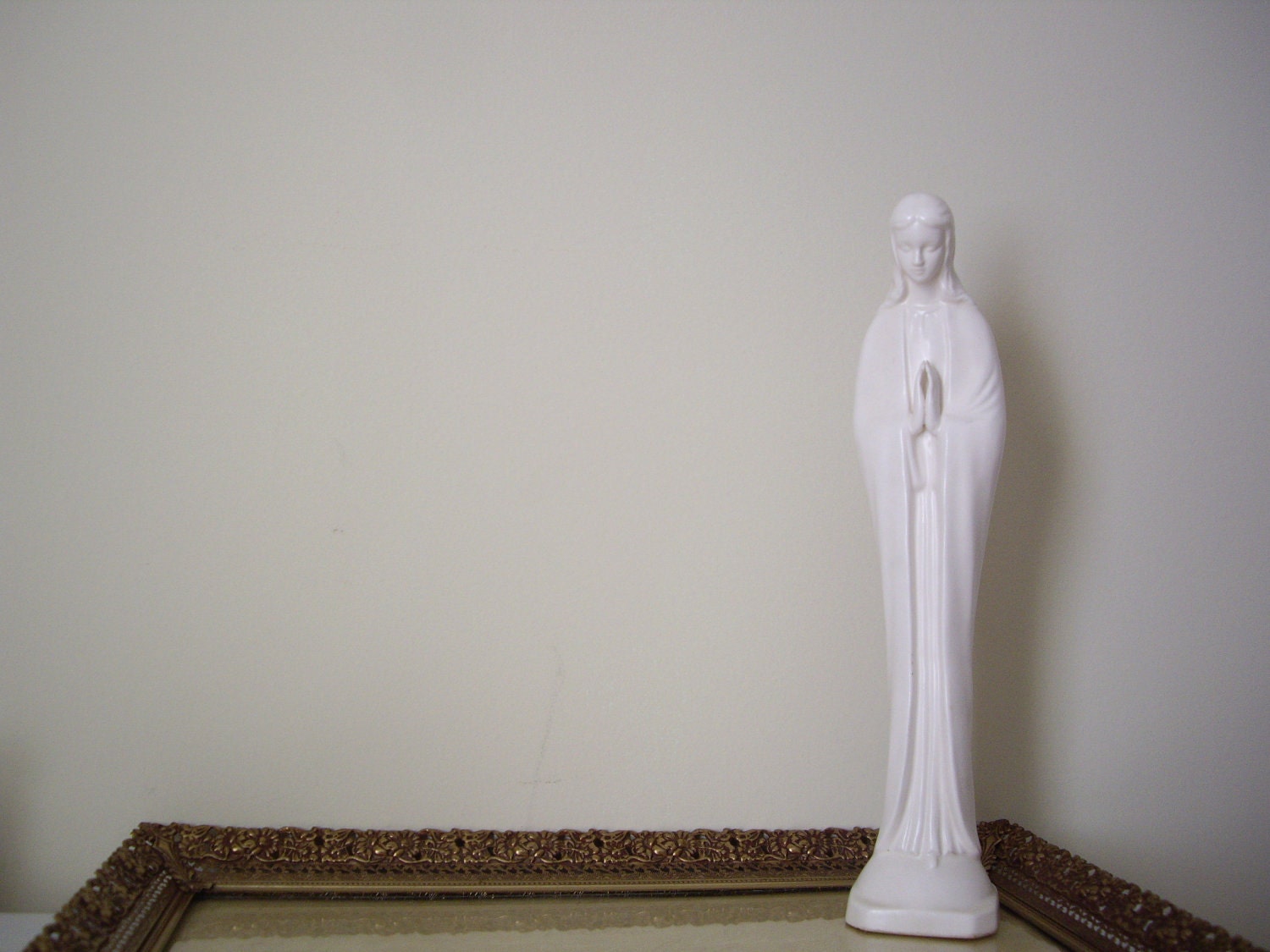 Vintage Porcelain or Ceramic Virgin Mary Statue