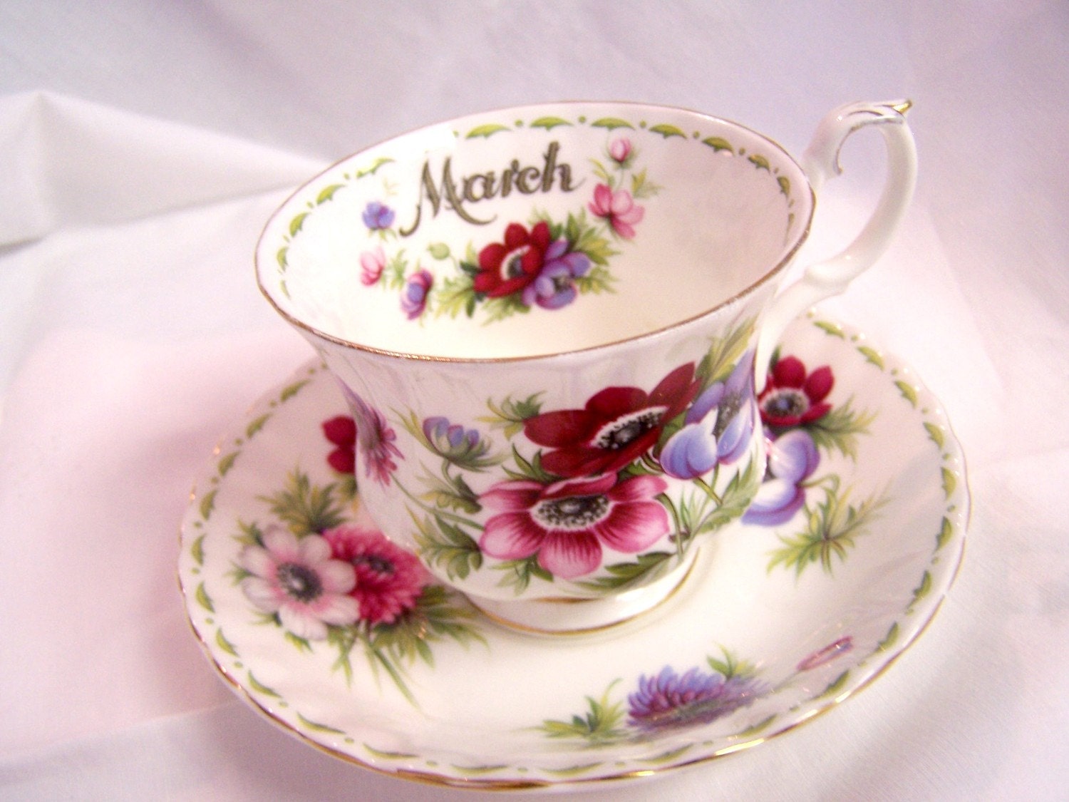 Vintage Royal Albert Bone China Tea Cup and Saucer