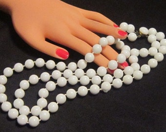 Vintage White Bead Necklace