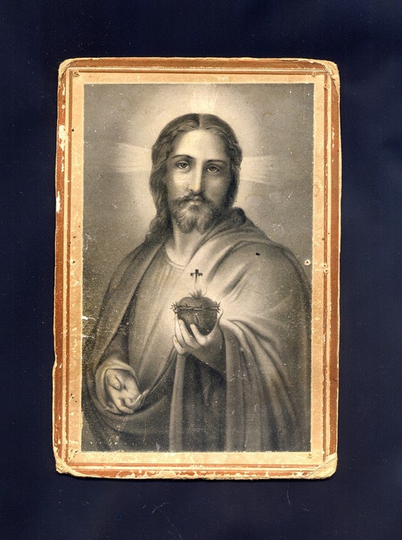 x box 8 14 14 x size Sacred of Heart Antique card Jesus