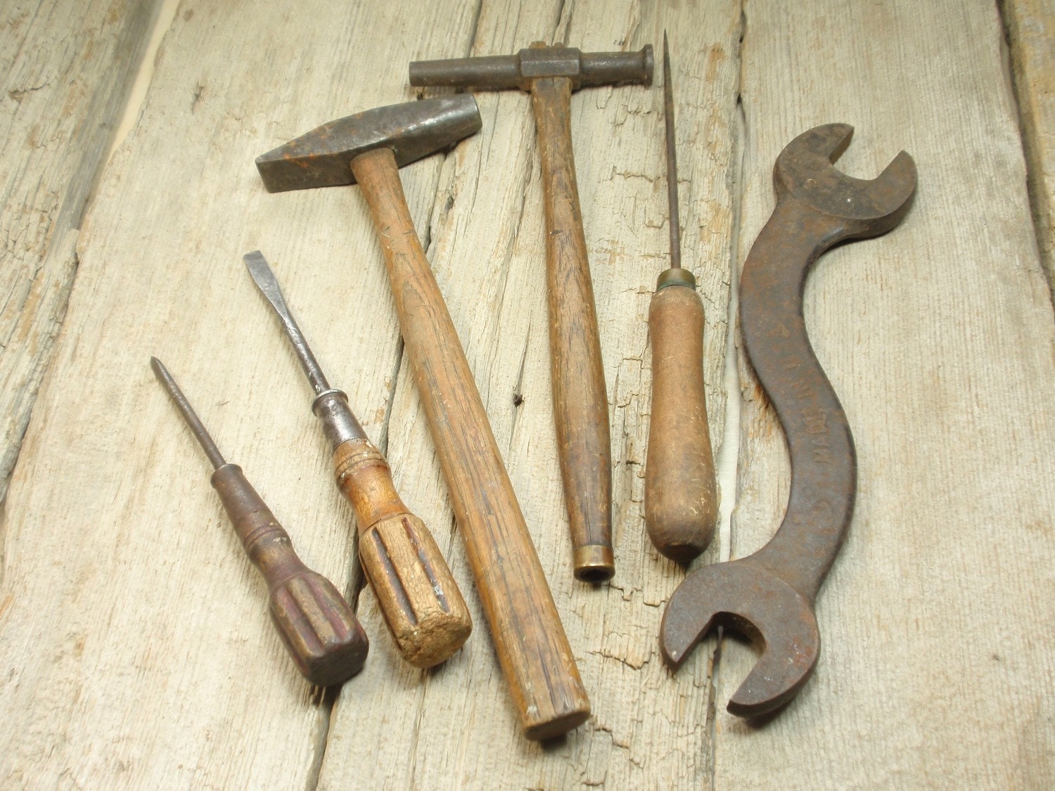 group-of-vintage-old-hand-tools