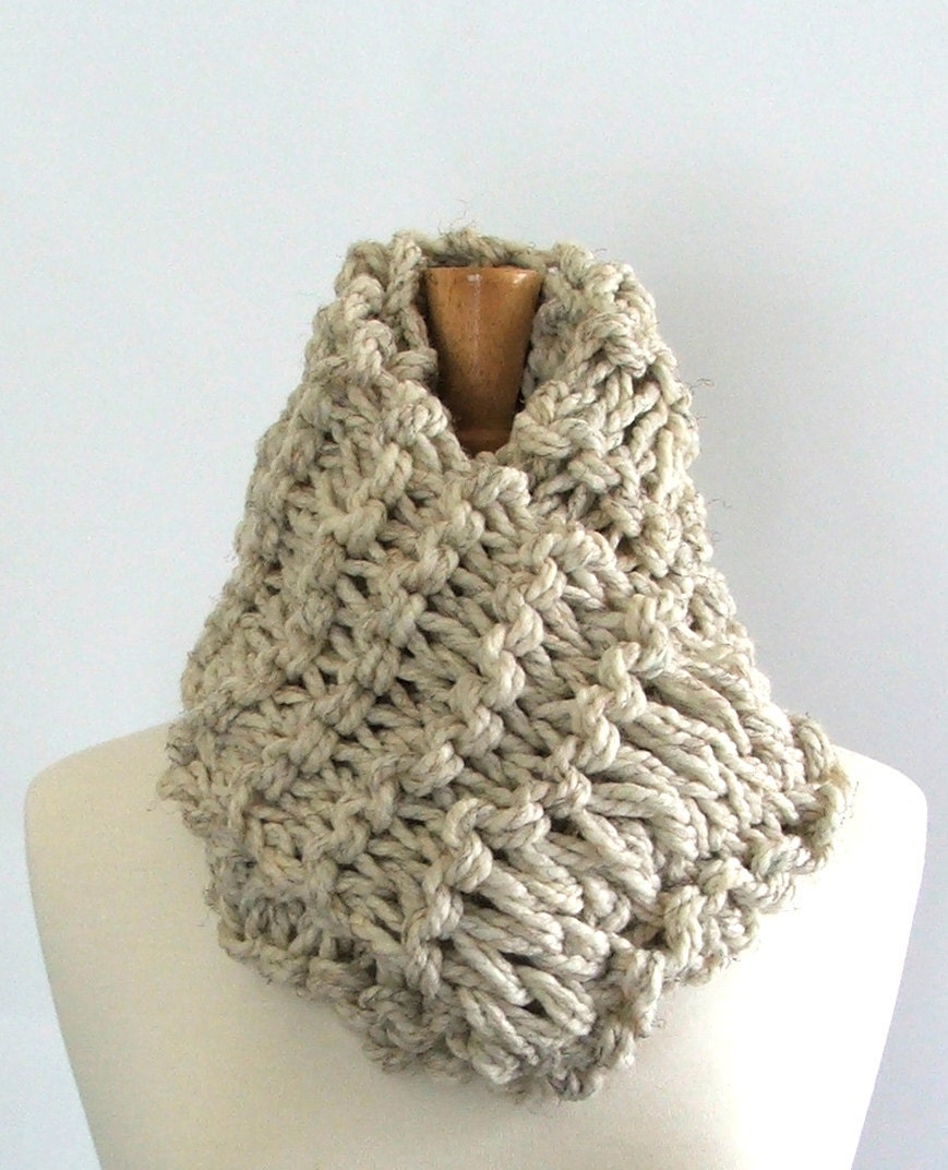 Chunky Knit Oatmeal Drop Stitch Infinity Cowl Scarf