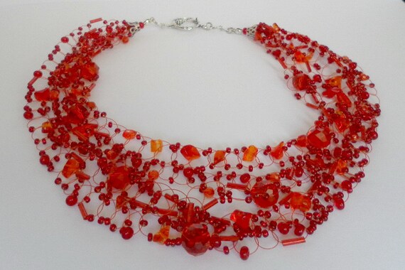 Red glass bead and seed bead neacklace by JuliaJewellery on Etsy