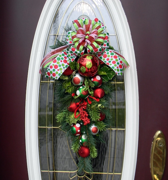 Teardrop Vertical Door Swag Wreath Decor..Polka Dot