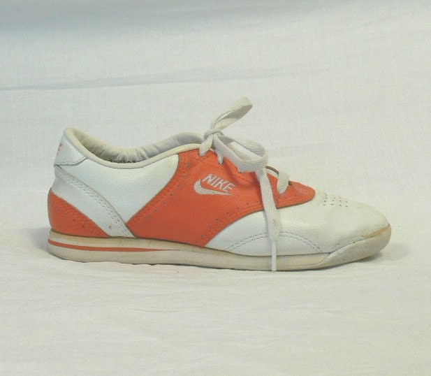 80s nike shoes womens