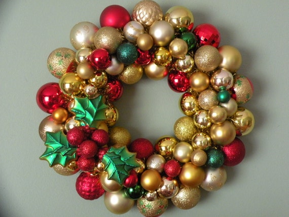 GOLD and HOLLY CHRISTMAS Ornament Wreath