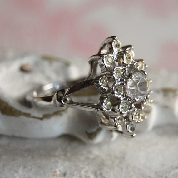 Vintage Uncas Crystal Cocktail Ring