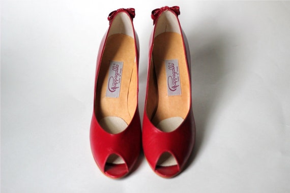 Vintage Pappagallo Shoes Peep Toe Red Heels with Bows