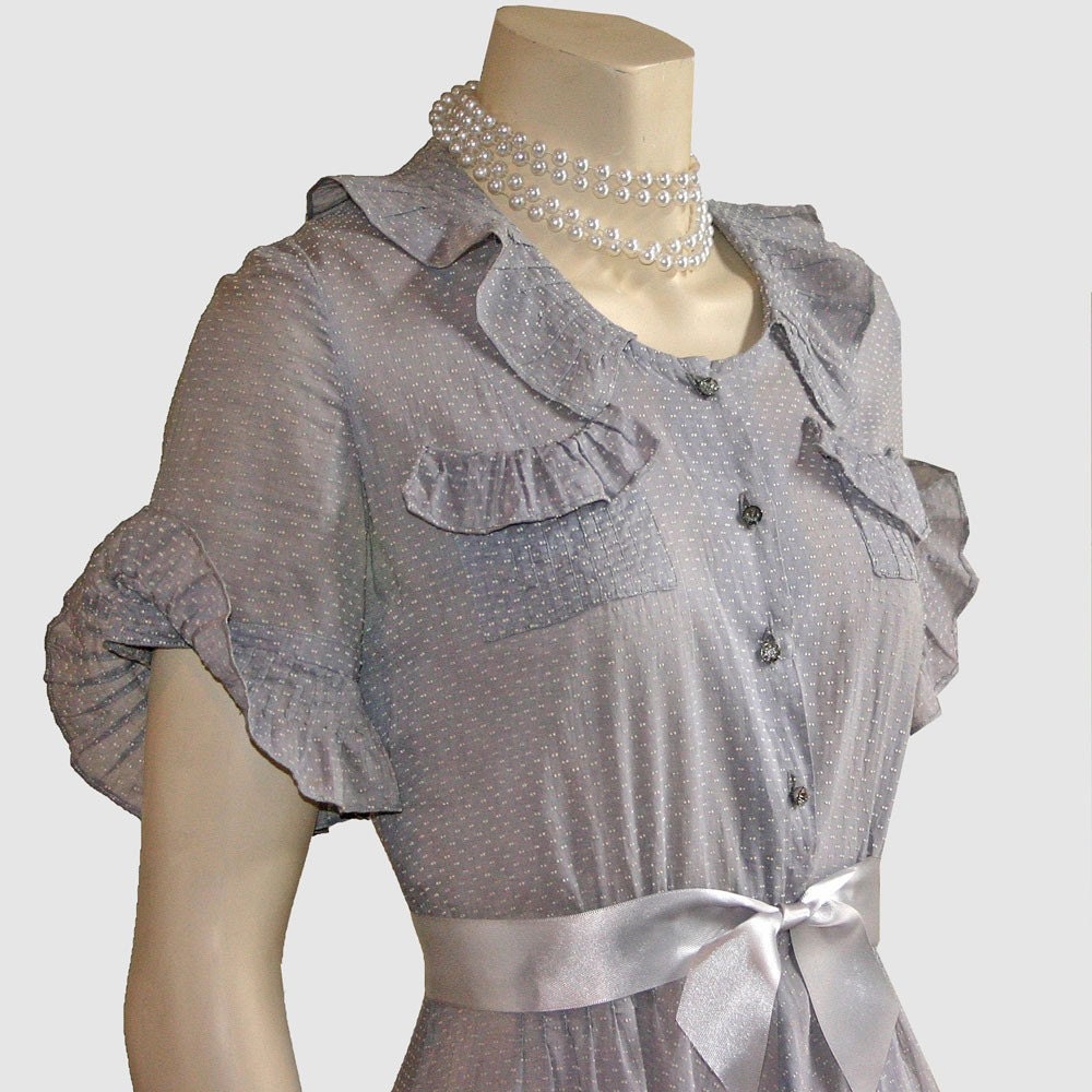 40s French Gray Sweet Feminine Vintage Dress