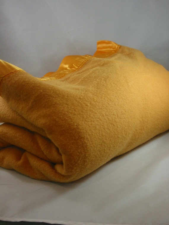 100 Merino Wool Vintage Mustard Blanket England
