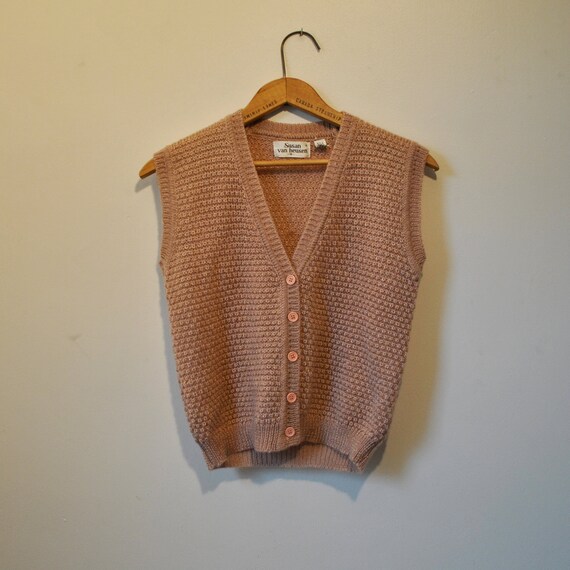 SALE vintage sweater vest / dusty pink rose button up knit