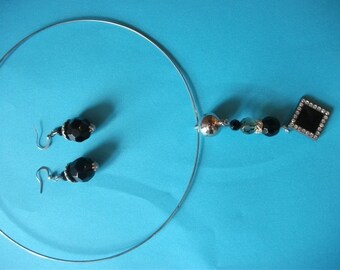 Choker with vintage black and diamante pendant and earrings